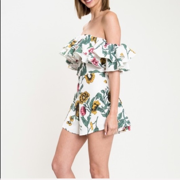 LAST ONE -Almost Paradise Romper - Picture 4 of 5